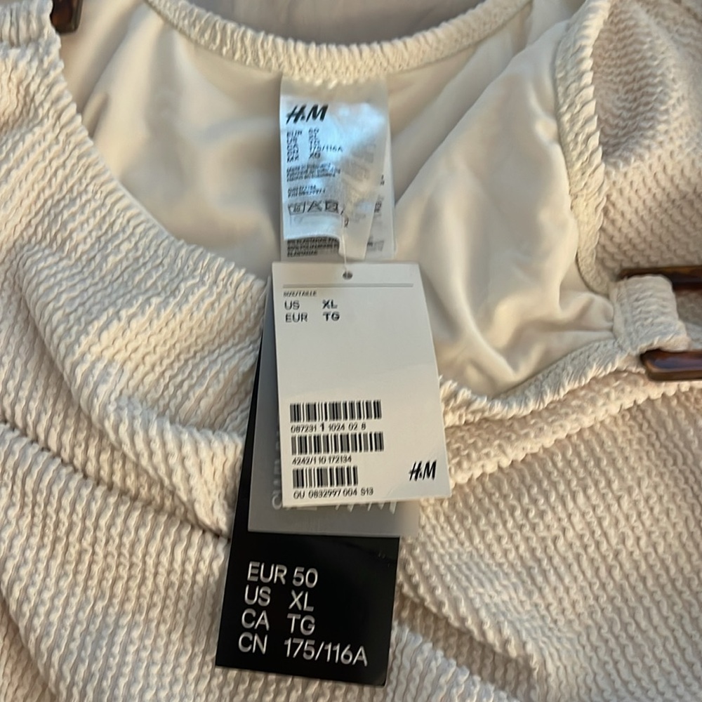 H&M swimsuit XL - Picture 3 of 4